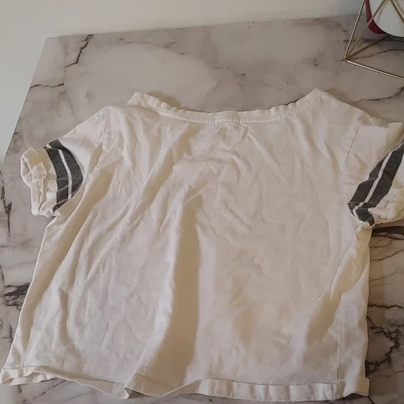 "Blessed"cropped tee - Picture 2 of 4